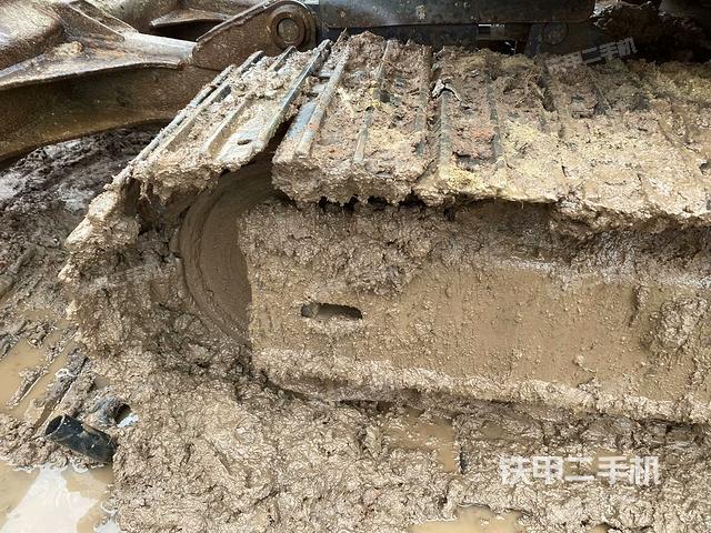 左驅(qū)動(dòng)輪（行走機(jī)構(gòu)）