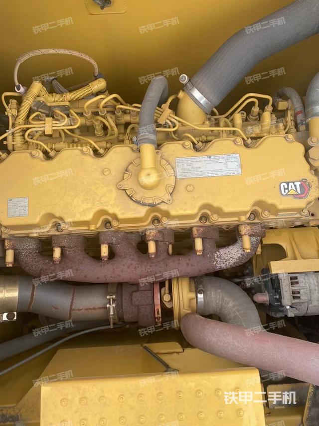 发动机整体俯视（整机外观）