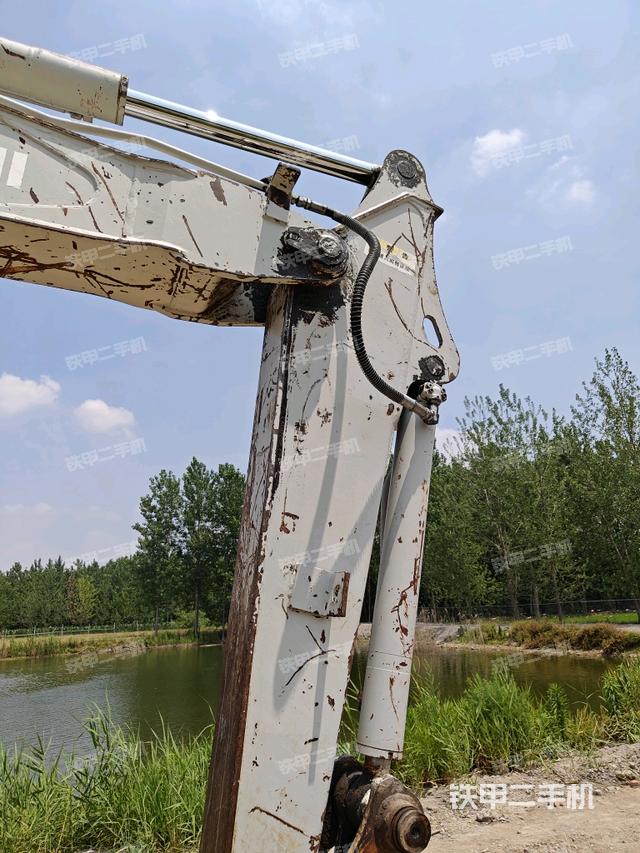 小臂整體左后（工作和回轉(zhuǎn)裝置）