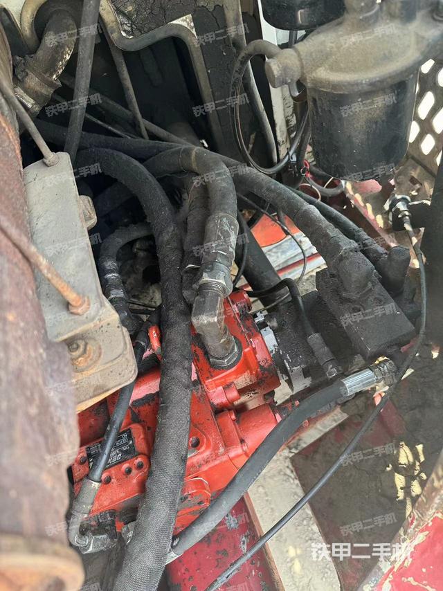 液壓泵室（大件艙室）