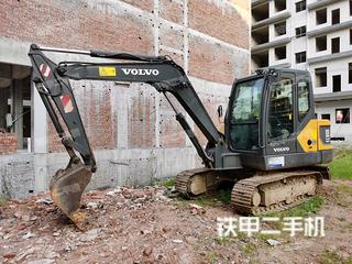 哈尔滨沃尔沃EC55D挖掘机实拍图片