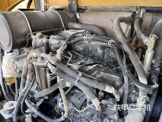 发动机整体俯视（整机外观）