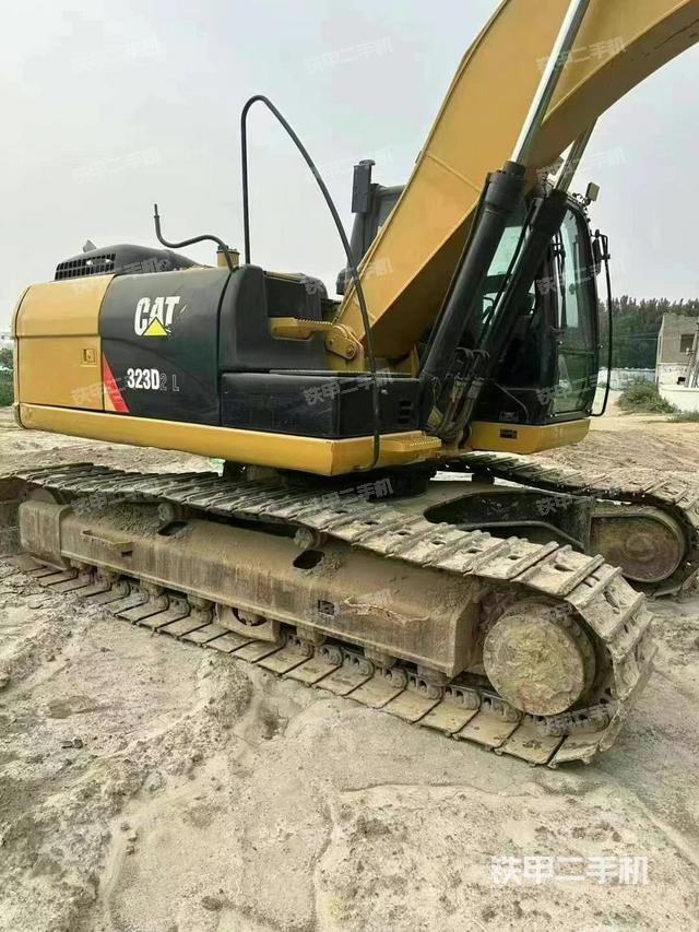 单侧履带整体（整机外观）