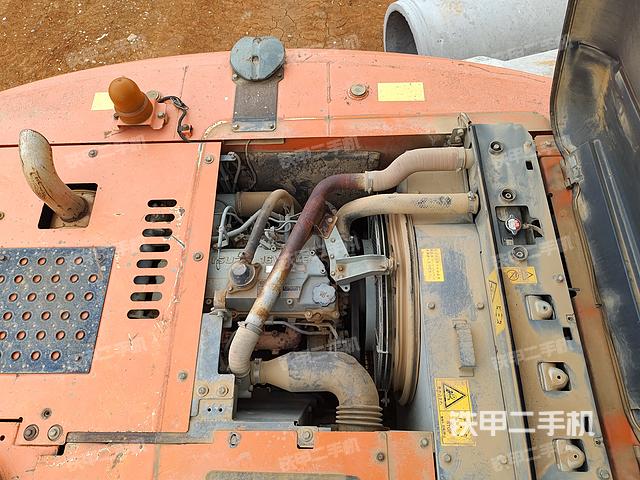 发动机整体俯视（整机外观）