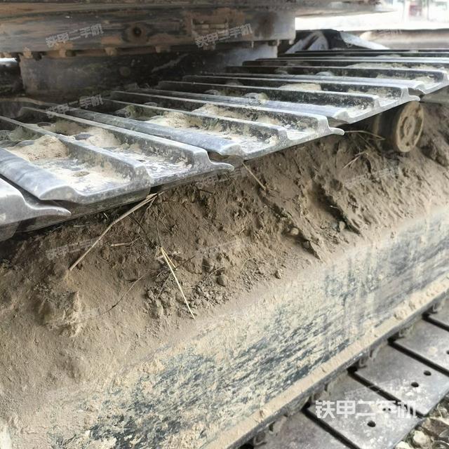 单侧履带整体（整机外观）