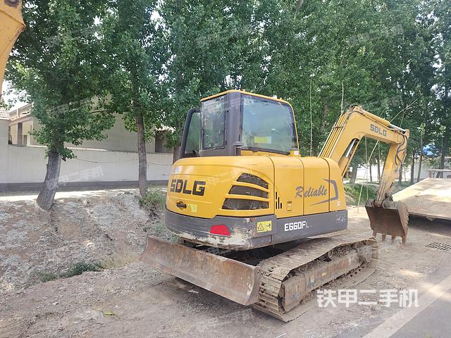 整机右后45°（整机外观）