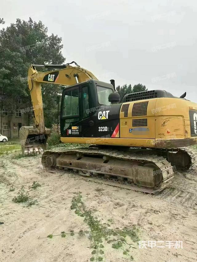 驾驶室顶部（整机外观）