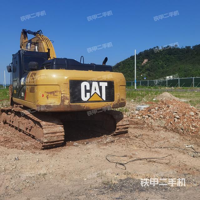 驾驶室顶部（整机外观）