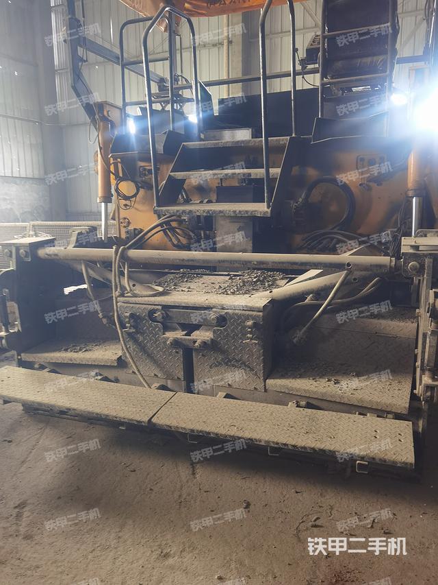 整机左侧(设备外观及核心部件) 整机左侧(设备外观及核心部件)