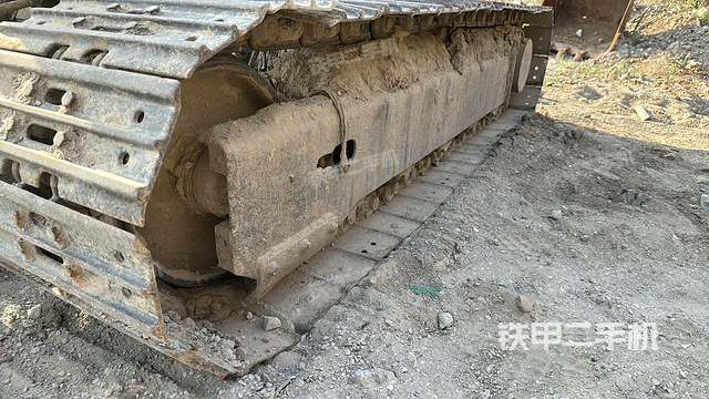 单侧履带整体（整机外观）