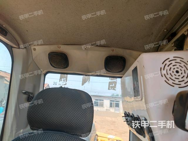 頂棚整體(駕駛室部分) 頂棚整體(駕駛室部分)