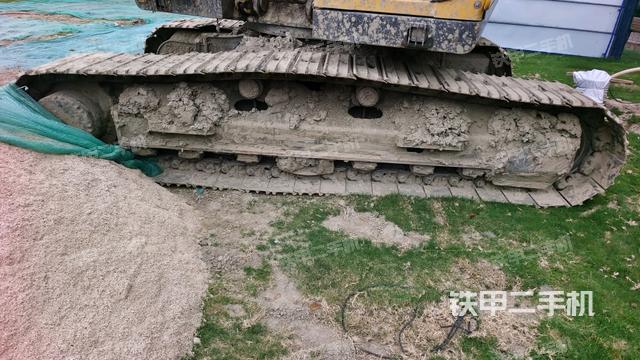 左侧履带整体 （行走机构）