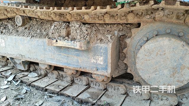 单侧履带整体（整机外观）