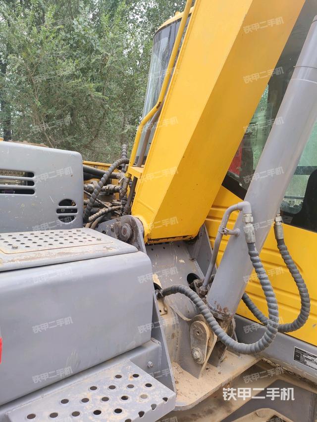 大臂根部 斜（工作和回转装置）