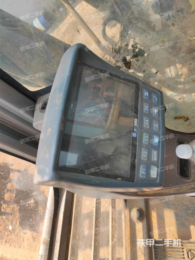 顯示屏?(駕駛室部分) 顯示屏?(駕駛室部分)