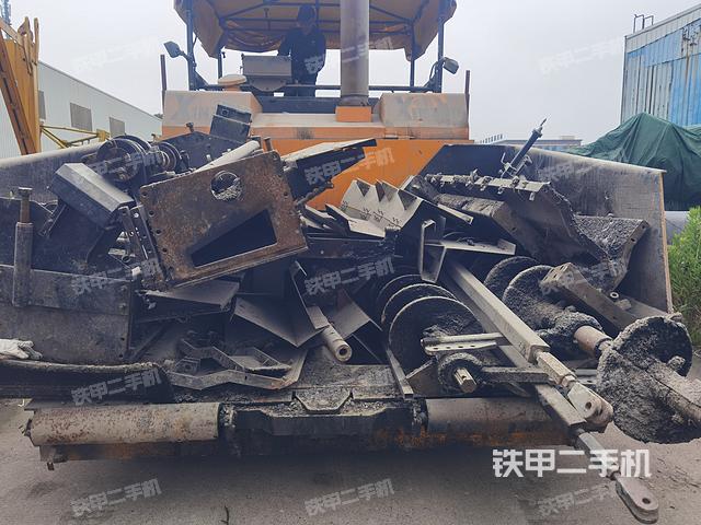 整机右后45°(设备外观及核心部件) 整机右后45°(设备外观及核心部件)