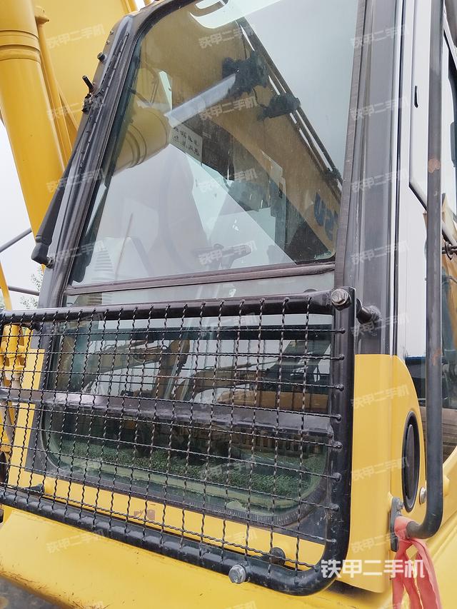 驾驶室整体（整机外观）