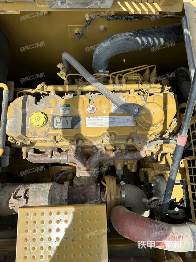 发动机整体俯视（整机外观）