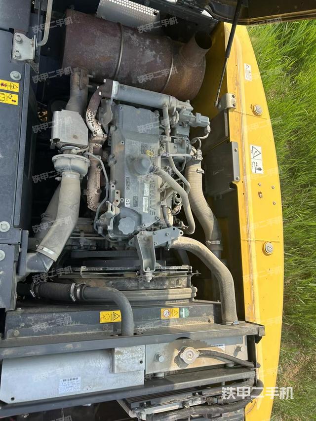 发动机整体俯视（整机外观）