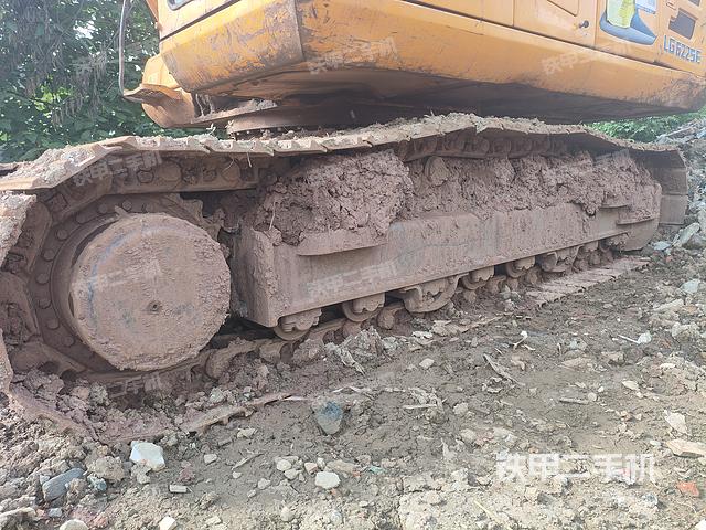 单侧履带整体（整机外观）