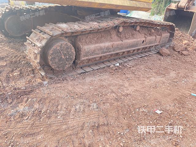 单侧履带整体（整机外观）