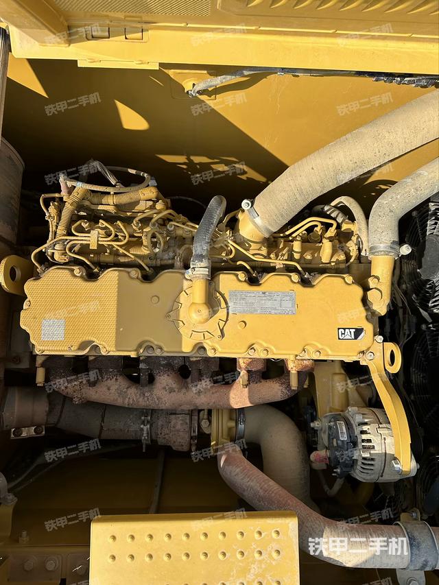 发动机整体俯视（整机外观）