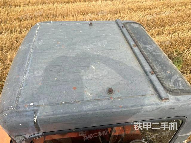 驾驶室顶部（整机外观）