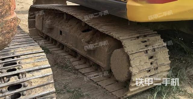 单侧履带整体（整机外观）