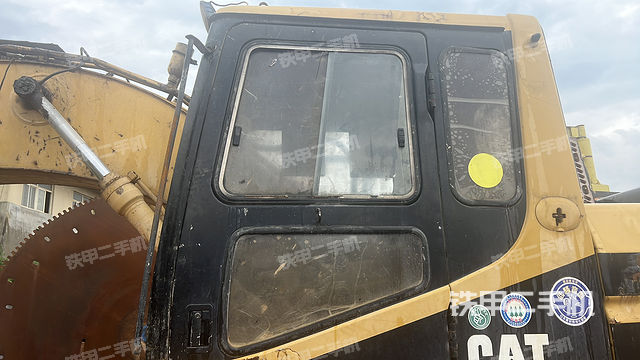 驾驶室整体（整机外观）