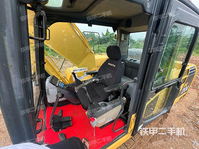 驾驶室整体（整机外观）