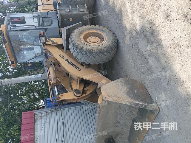 工作装置整体(整机外观及大件) 工作装置整体(整机外观及大件)