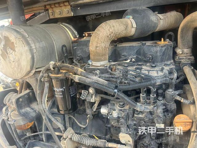 发动机整体俯视（整机外观）