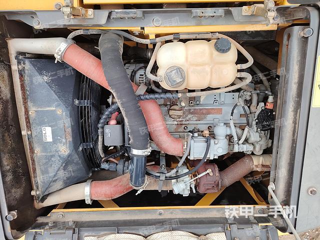 发动机整体俯视（整机外观）