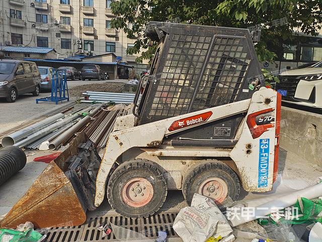 整机右后45°（设备外观及核心部件）