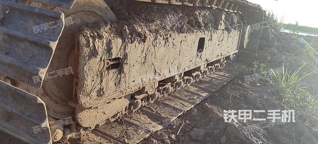 单侧履带整体（整机外观）