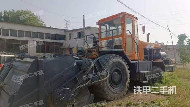 整机左侧（设备外观及核心部件）