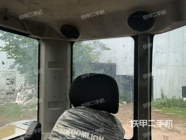 驾驶室整体（整机外观）