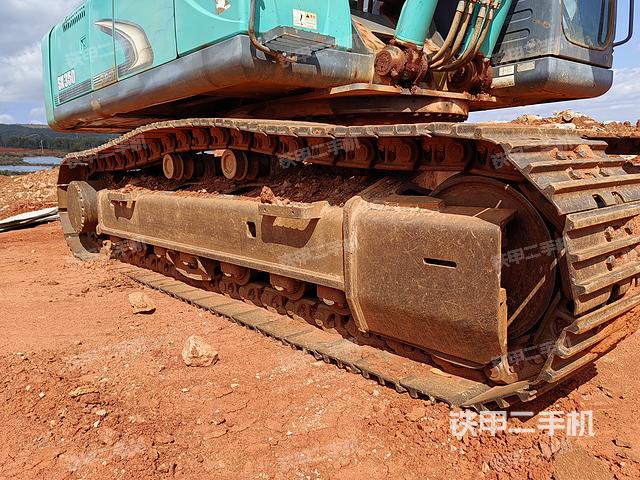 单侧履带整体（整机外观）