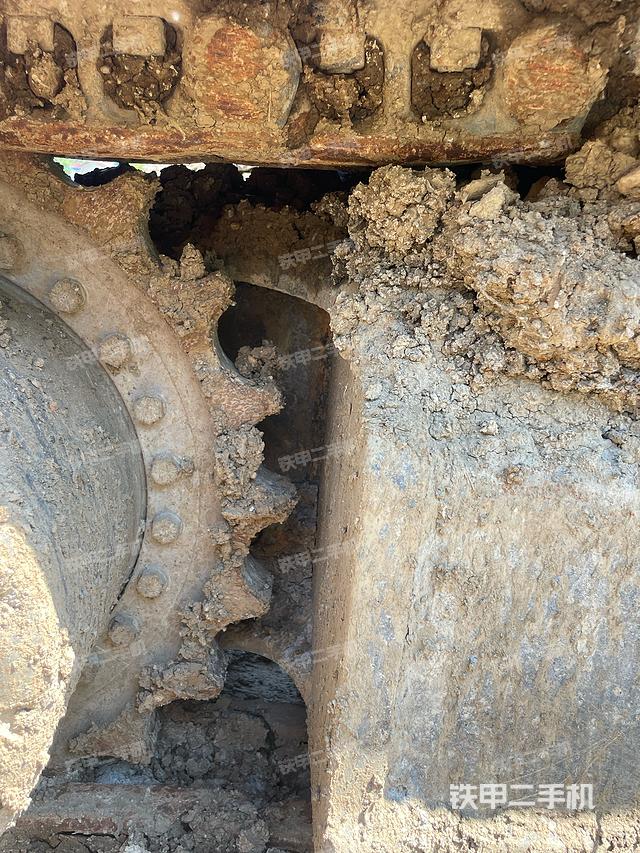 单侧履带整体（整机外观）