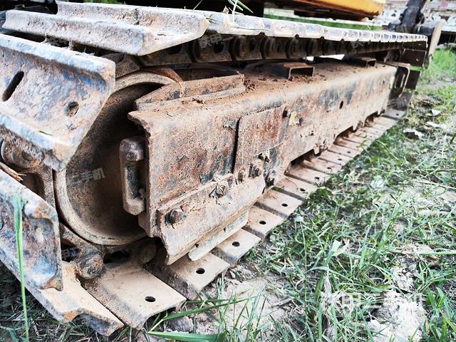 单侧履带整体（整机外观）