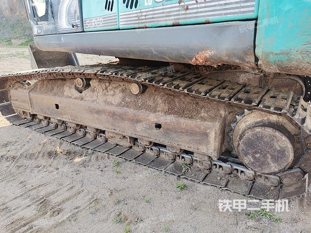 单侧履带整体（整机外观）