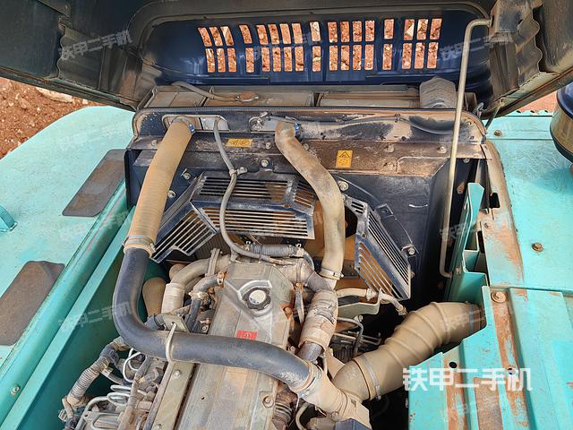 发动机整体俯视（整机外观）