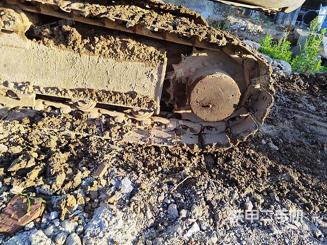 单侧履带整体（整机外观）