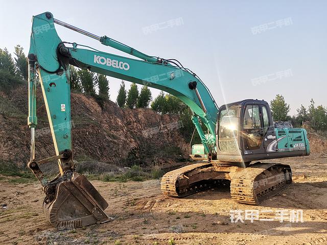 神钢SK250LC-8挖掘机
