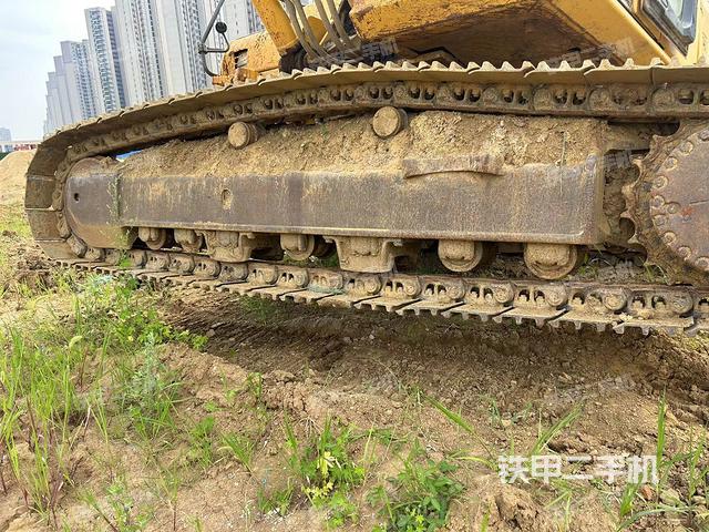 单侧履带整体（整机外观）