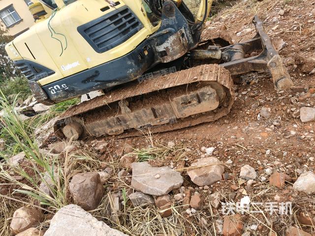 右驅(qū)動(dòng)輪（行走機(jī)構(gòu)）