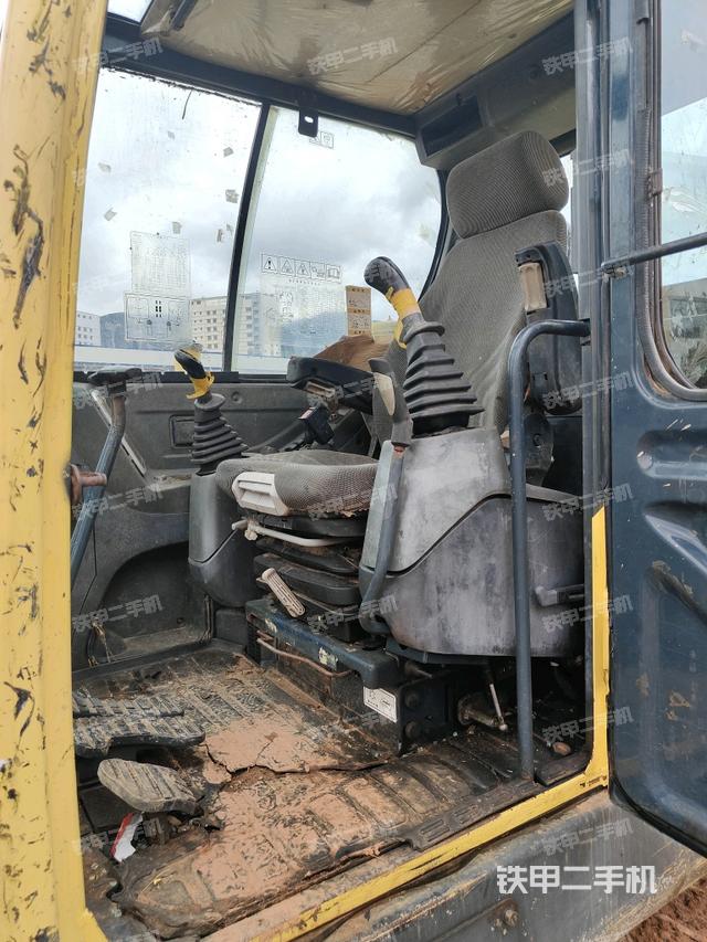 頂棚整體（駕駛室部分）