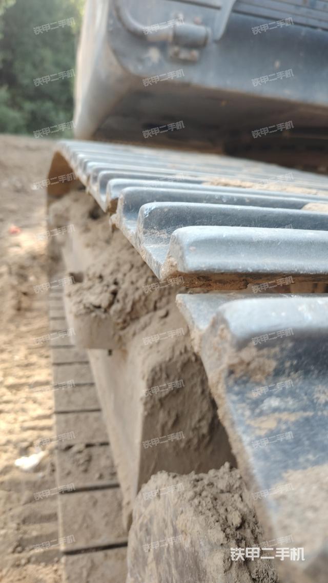 单侧履带整体（整机外观）