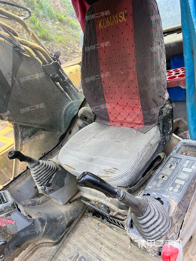 驾驶室整体（整机外观）