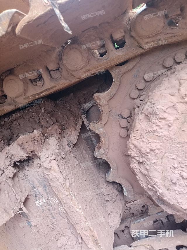 单侧履带整体（整机外观）